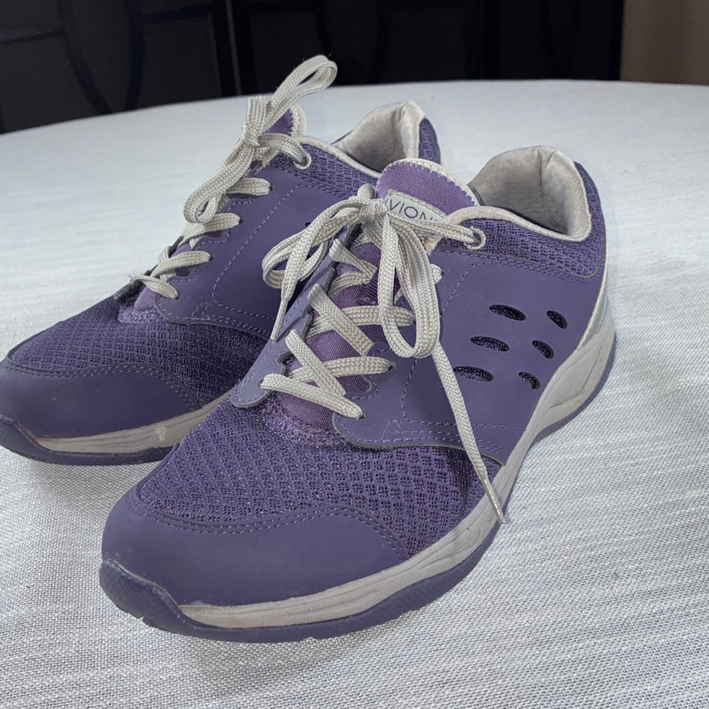 VIONIC Venture Comfort Athletic Running Sneakers Purple Gray Sz 7.5 Wide EUC